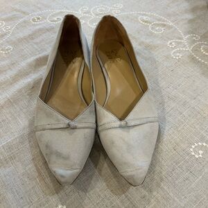 Naturalizer Women's Cream Flats